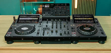 AlphaTheta DJM-V5