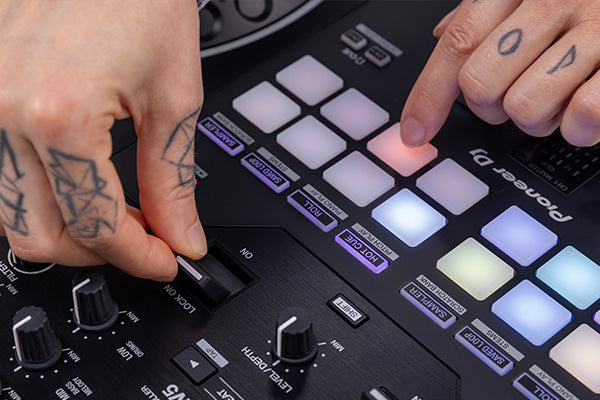 Pioneer DJ DDJ-REV5 DJ Controller