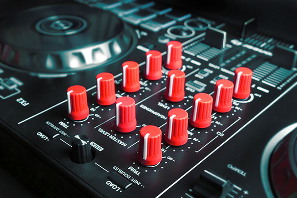 Chroma Caps: Custom Replacement DJ Knobs & Faders | 18 Colors – DJ