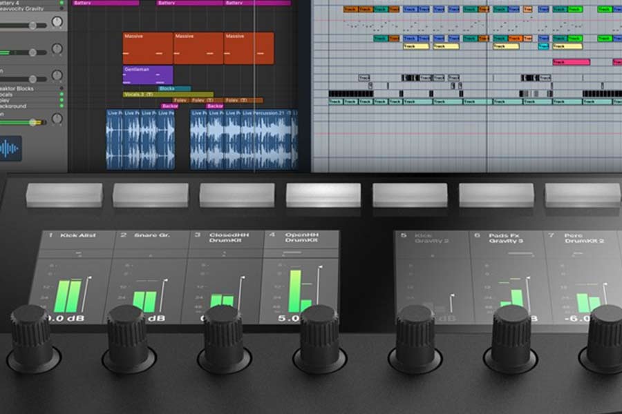 Komplete Kontrol S61 MK2 - DJ TechTools