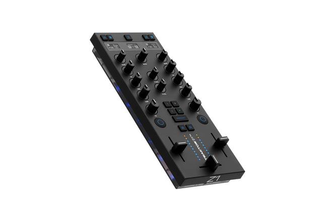 Traktor Native Instruments Z1&x1 mk2 セット Traktor Native Instruments Z1&x1 mk2 セット