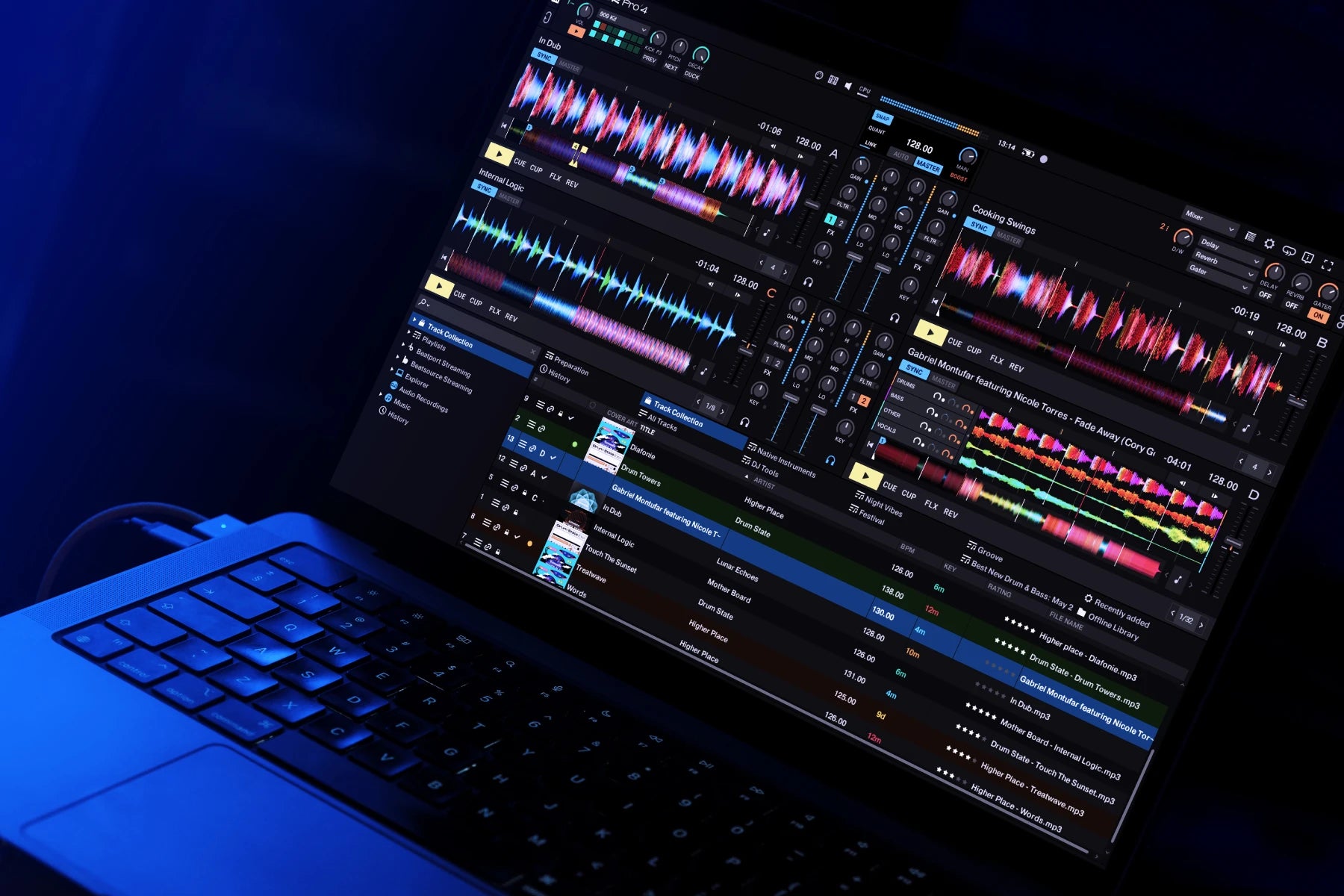DJ機材 NATIVE INSTRUMENTS TRAKTOR S4&F1&MACBOOK Traktor Kontrol S4: 4-channel DJ controller