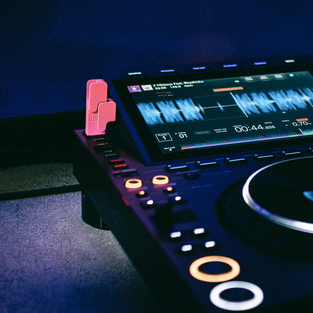 Chroma USB Drive for DJs