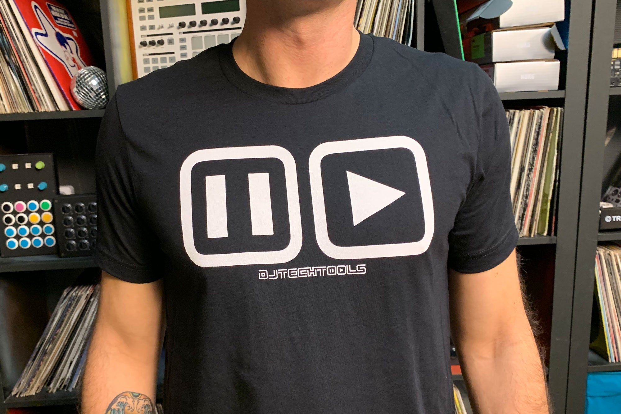 Play Pause T-Shirt DJ TechTools