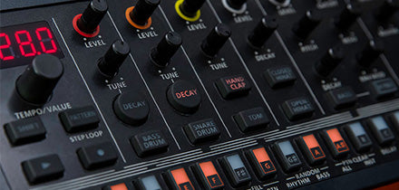 Roland AIRA Compact T-8