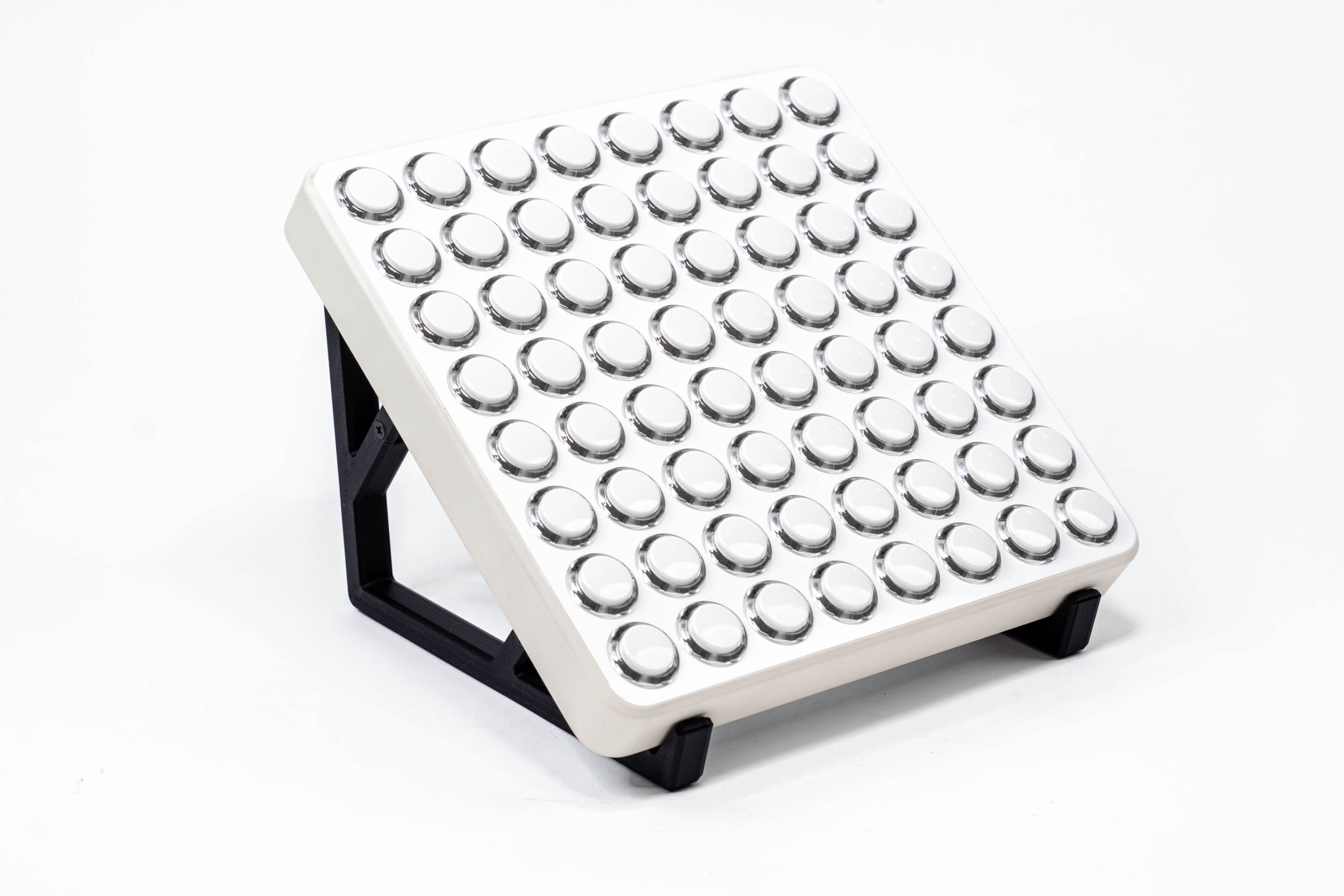 Midi Fighter Stands – DJ TechTools Midi Fighter Stands – DJ TechTools