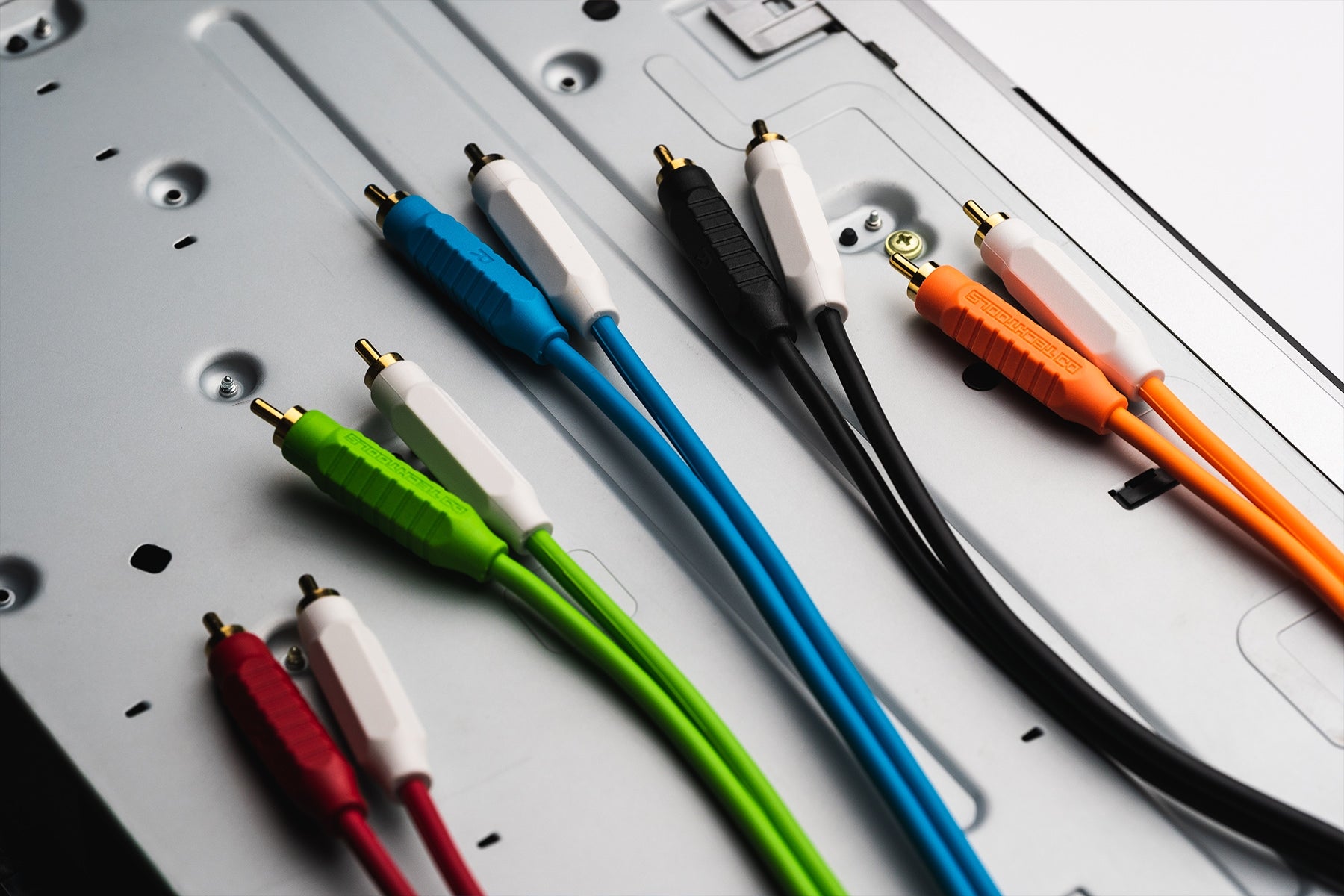 Chroma Cables Audio 2.0: RCA to RCA - DJ TechTools