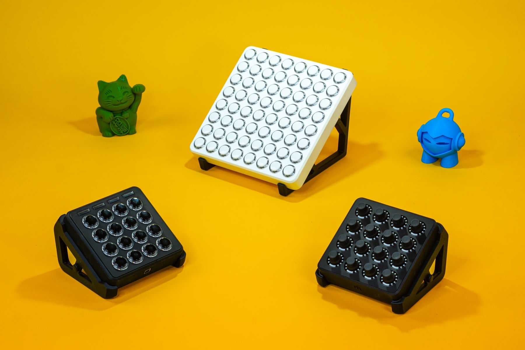 Midi Fighter Stands - DJ TechTools