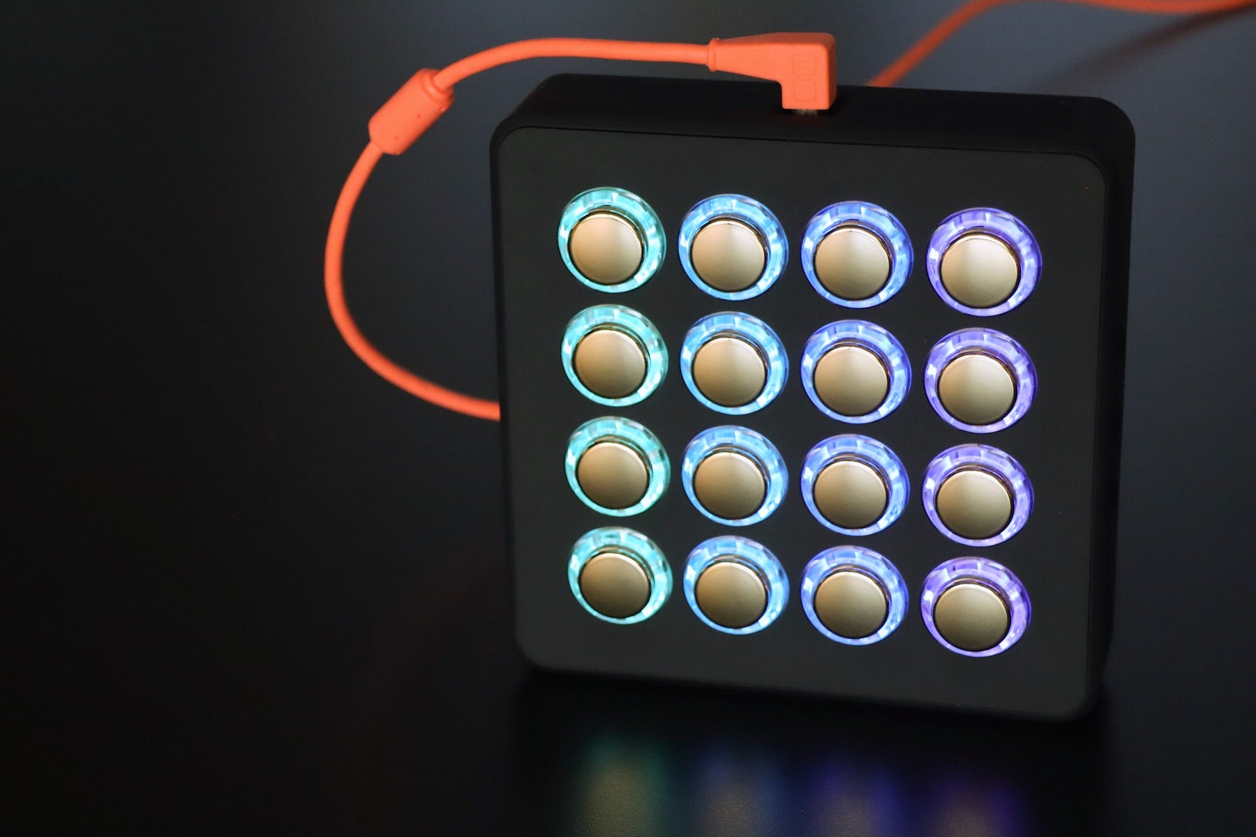 Midi Fighter Spectra - DJ TechTools